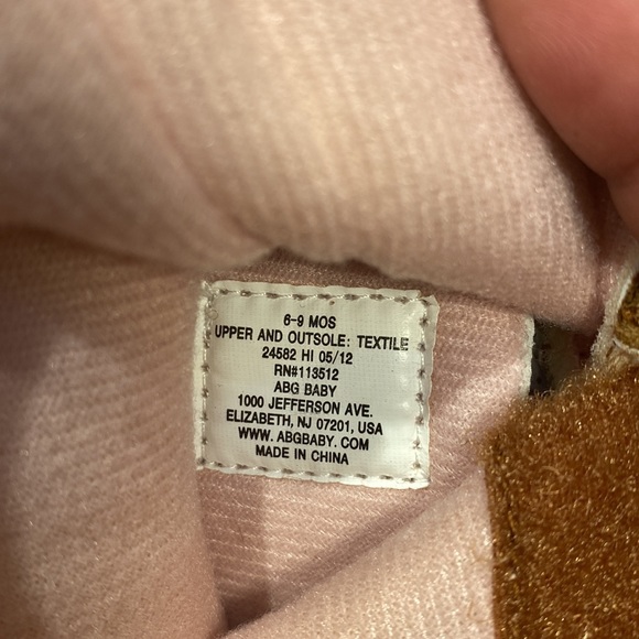 Newborn Babygirl Girls Shoes 6 pair 0-9 months - Picture 10 of 10